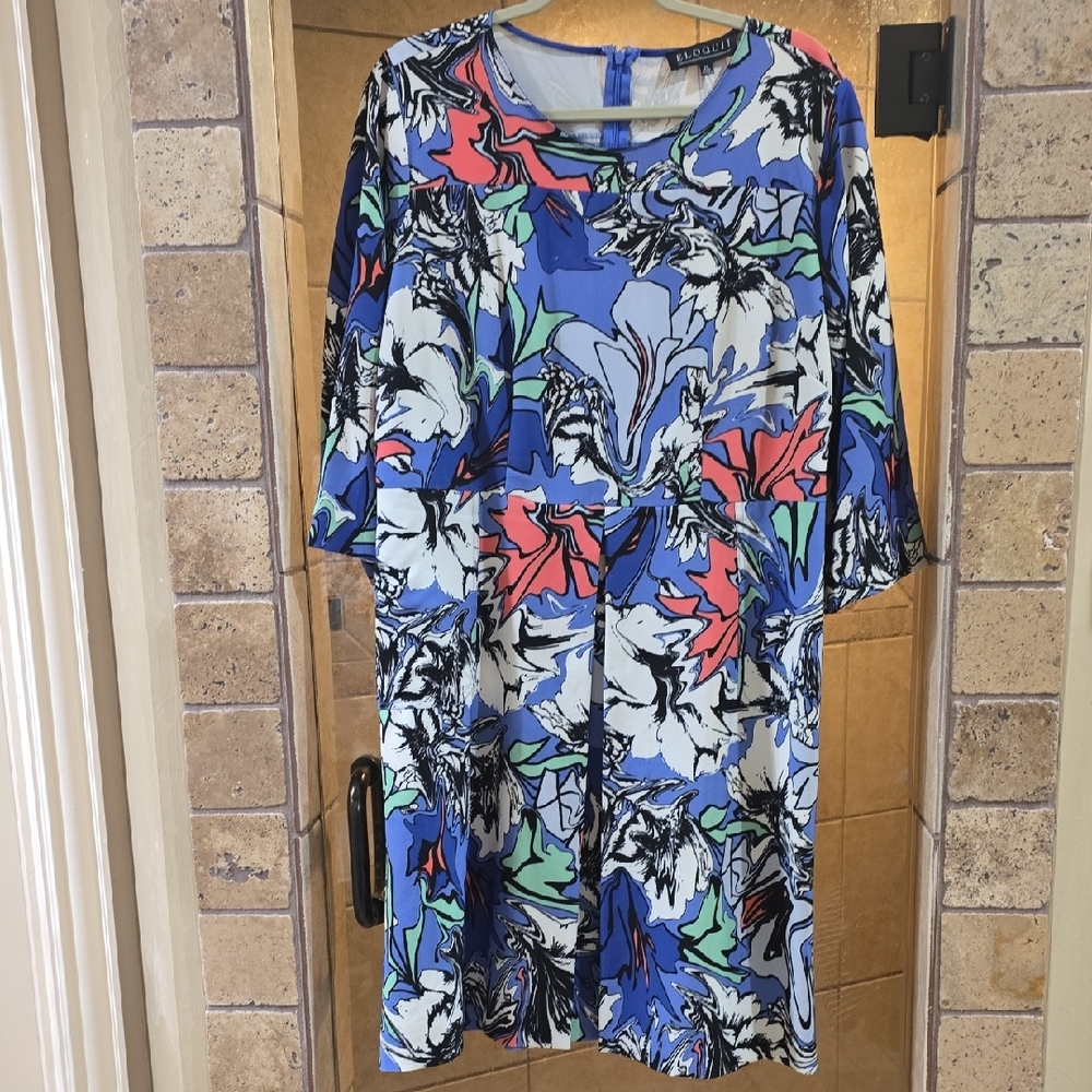 Eloquii Blue and Red 3/4 Sleeve Crew Neck Dress